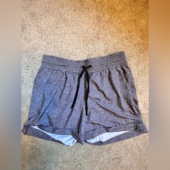 Lululemon Spring Break Away Short *4-way Stretch 3" - Picture 4 of 8